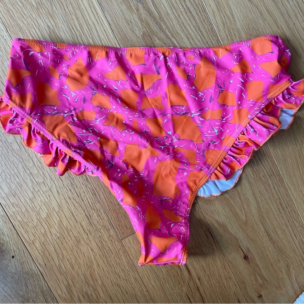 Vibrant Pink and Orange Bikini Set - Picture 5 of 8